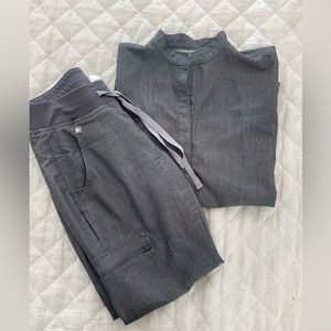 Figs Graphite Scrub Set// petite XXS pants// XXS top